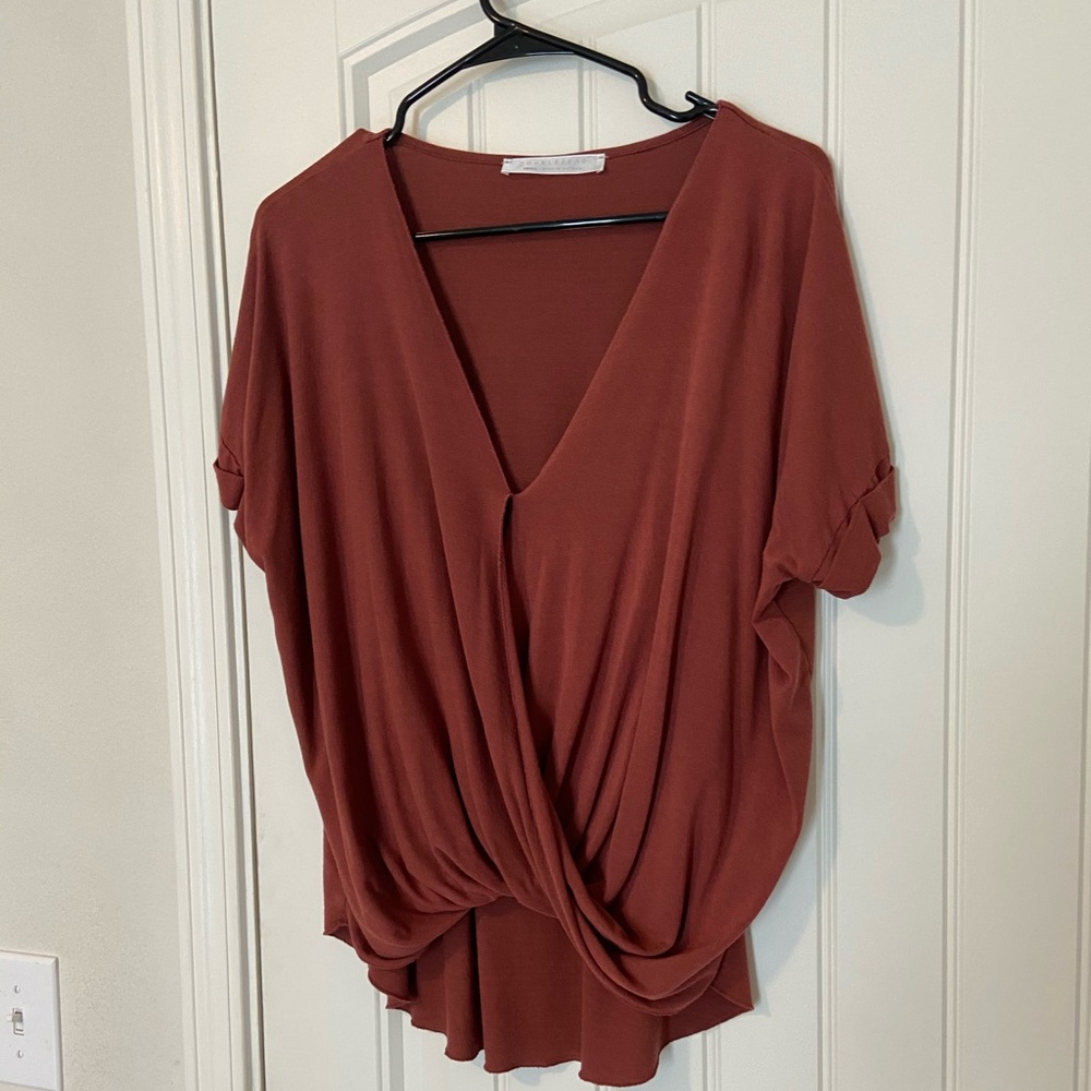 Laura boutique top